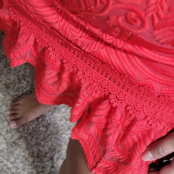 FOREVER 21 CHERRY RED EMBROIDERED MINI DRESS M 6 8 10 - Picture 4 of 10